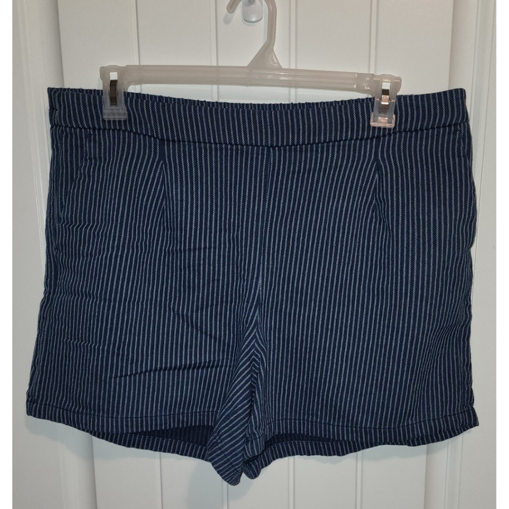 J. Crew Mercantile blue white shorts pull on elastic back womens XL